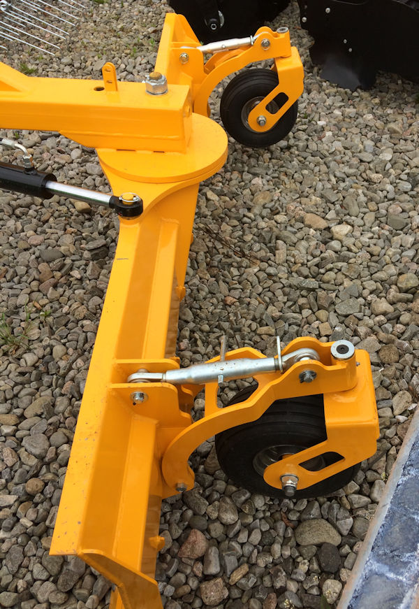 Pulling Tractors For Sale >> MTL Tractor mounted road grader for sale - McLaren Tractors Pulling Tractors For Sale >> MTL Tractor mounted road grader for sale - McLaren Tractors