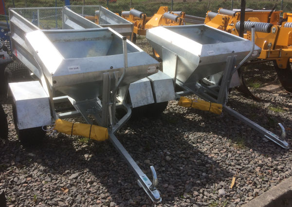 Glendale Galvanised Sheep Snacker Feeder For Sale 1 Mclaren Tractors