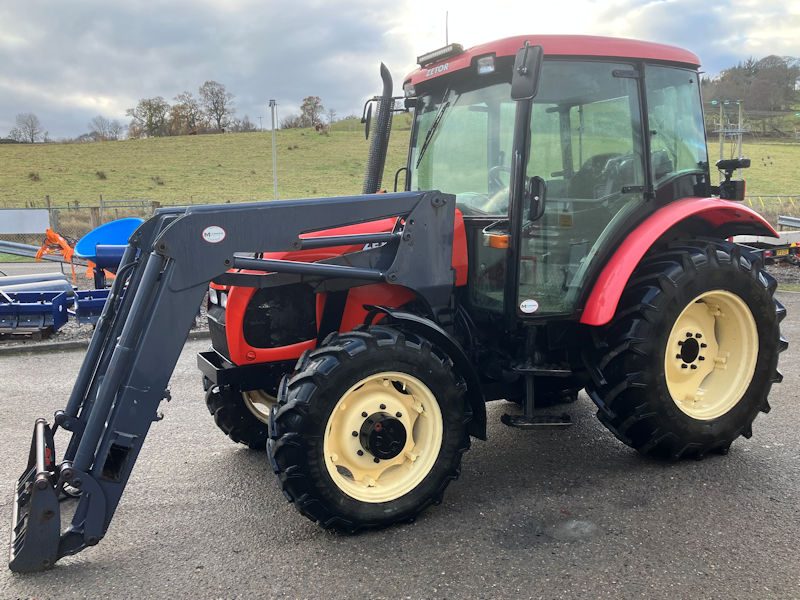 Zetor Proxima 6441 70hp 4wd 40k tractor with loader for sale